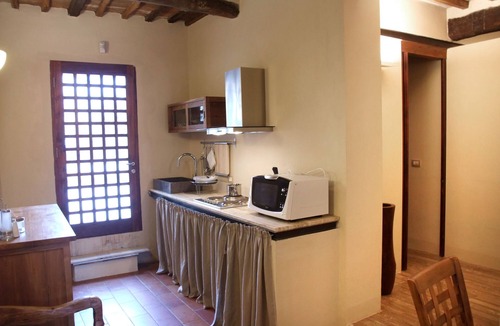 Brenna Apartment | Villa Amedeo apt Galileo 15 km from Siena