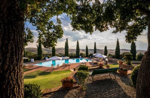 Trequanda Villa | Villa Asciano 20 by Mmega