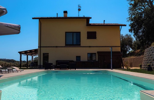 Offida Villa | Villa Aura|Exclusive retreat for families and groups