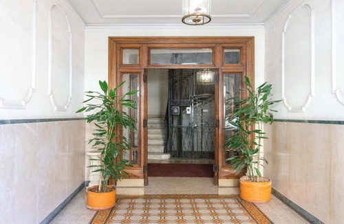 Rione XVI Ludovisi Apartment | Villa Borghese Large Apartment