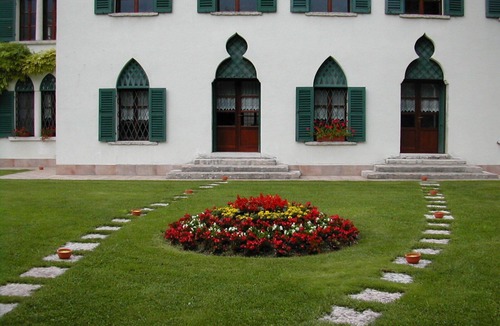 Peri Villa | Villa Brignoli - Historic stately home