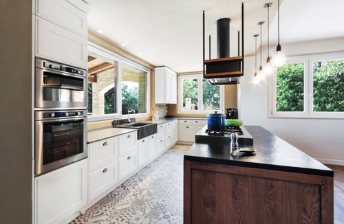 Monteprandone Villa | Villa Carciofa by MMega