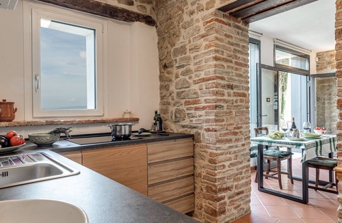 Monte San Savino Villa | Villa Ceppeto (sleeps up to 8) with Free EV Charger