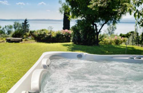 Bardolino Villa | Villa con vista mozzafiato sul Lago
