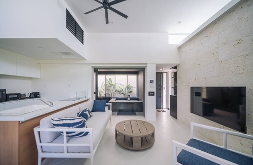 Yonaha House | Villa Conte