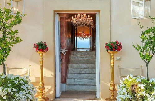 San Michele Villa | VILLA COSTIERA - Five Bedroom Villa, Sleeps 10