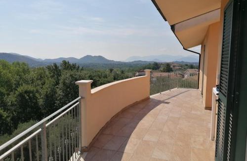 Monte San Giovanni Campano Hotel | Villa Del Colle