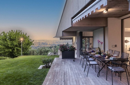 Nord-Ovest Villa | Villa degli Ulivi 8, Emma Villas