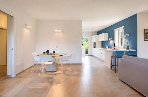 Porto Azzurro Villa | Villa Dei Pini, Porto Azzurro