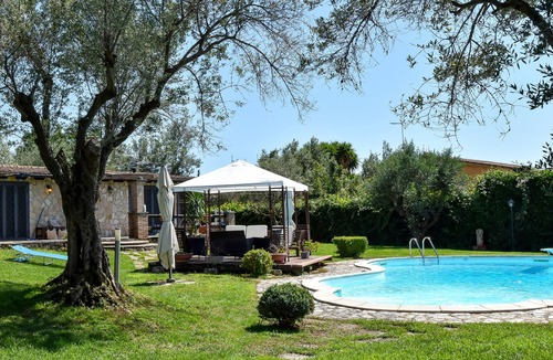 Albano Laziale Villa | Villa di Lago Albano - Castel Gandolfo
