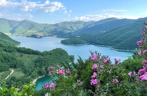 Ascrea Villa | Villa Eleri A hidden Lake Retreat Near Rome