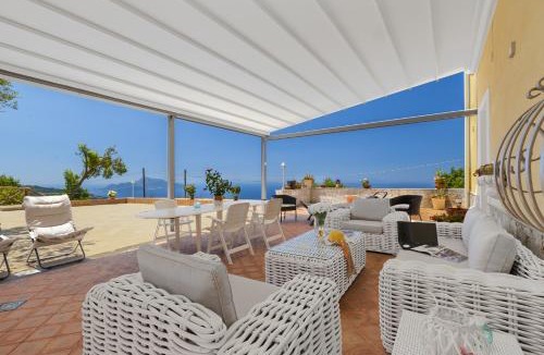 Sant'Agata sui Due Golfi Villa | Villa Ferrara