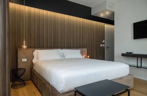 Trani Bed & Breakfast | VILLA GALENTINO SUITE ROOM
