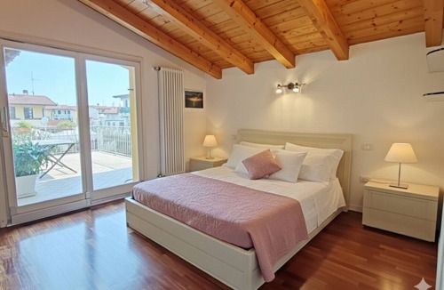 Rivoltella Villa | VILLA GARDA HARMONIA - POOL, GARDEN, PARKING