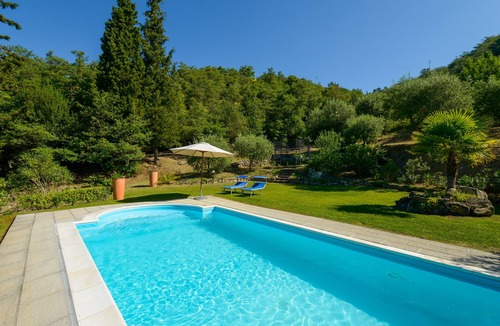 Cortona Villa | villa immersa nel verde con vista mozzafiato