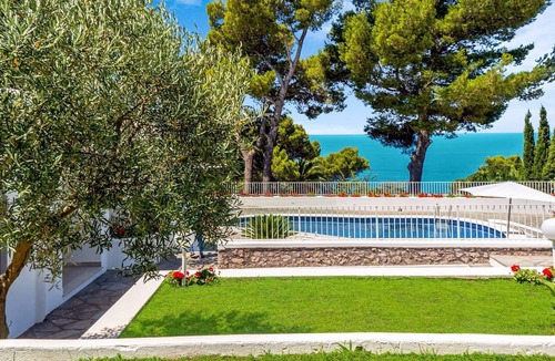 Anacapri Villa | Villa in Anacapri with 4 bedrooms sleeps 8