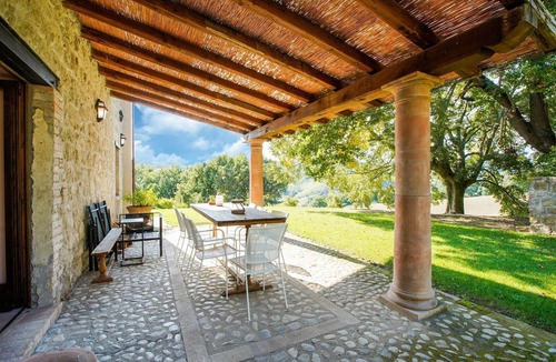 Castiglione in Teverina Villa | Villa in Orvieto with Infinity Pool & Views