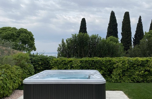 Bardolino Villa | Villa Irene In Bardolino