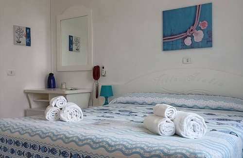 Porto Azzurro Bed & Breakfast | Villa Italia B&B
