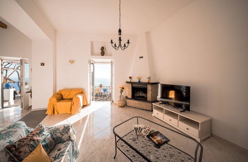 Furore Villa | Villa just minutes from the magnificent landscapes of the Amalfi Coast