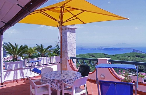 Fiaiano Apartment | Villa La Favola with sea View