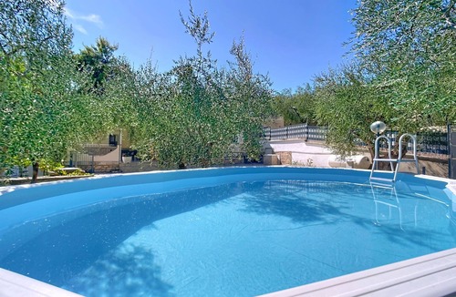 Monte Sant'Angelo Villa | Villa 'La Tesa' with Private Pool, Wi-Fi, and Air Conditioning