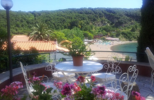 Bagnaia House | Villa Lia Directly on the Sea