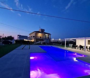 Arielli Apartment | Villa Luja