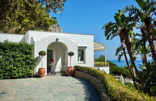 Marina Piccola Villa | VILLA MARINA BLUE - Six Bedroom Villa, Sleeps 13