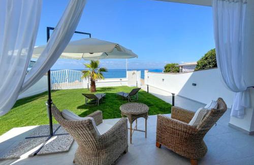 Bonifati Villa | Villa Marisa - Villa di Lusso Fronte Spiaggia