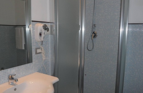 Cava de' Tirreni Villa | VIlla Montecaruso with pool and tennis