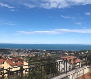 Mosciano Sant'Angelo Apartment | Villa Paradiso