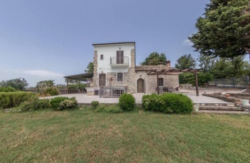 Gesualdo Villa | Villa Paradiso - Irpinia