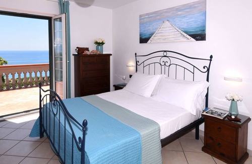Villammare Villa | Villa Petrasia