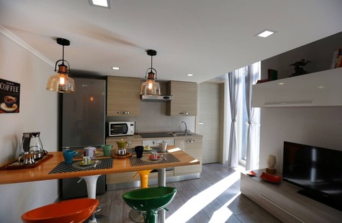 Bagnoli Apartment | VILLA ROSA - Apartment n. 4 "DALIA" (4 beds)