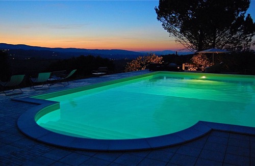 Pietrauta Villa | Villa Sole Vino - sensational holiday venue - central location - sleeps 15