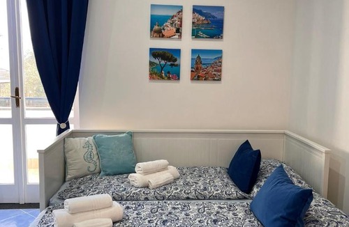 Piazza-Tralia-Pendolo Apartment | Villa Somma Apartments