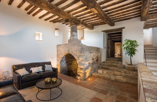 Montelovesco Villa | VILLA SOVRANA - Ten Bedroom Villa, Sleeps 20