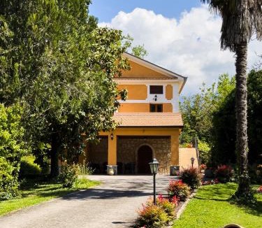 Atina Bed & Breakfast | Villa Visocchi Bed and Breakfast