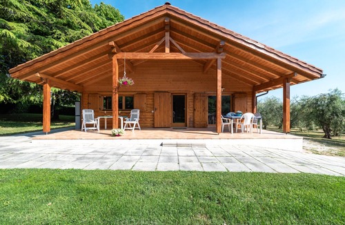 Villa Lempa Villa | Villa with large garden and swimming pool