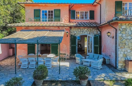 Magazzini Villa | Villa with Pool and Stunning Views over the Gulf of Portoferraio.