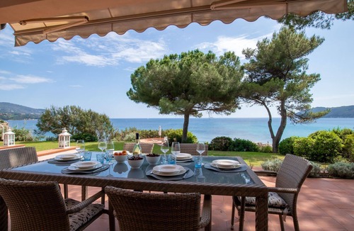 Capoliveri Villa | Villa with private access to the sea