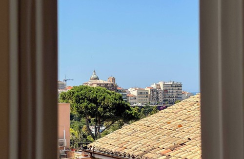 Ortona Villa | Villetta Bouganville - Vista mare in pieno centro