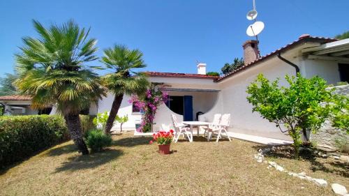 Villaggio Taunus House | Villetta trilocale CON SPIAGGIA E PISCINA incluse - Taunus Vacanze Cod 473