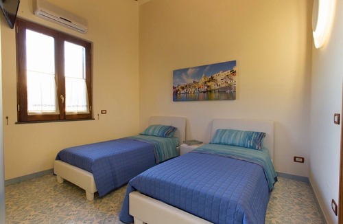 Sorrento Villa | Villino Buganvillea In Sorrento, the Amalfi Coast