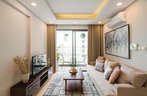 Trung Hoa Nhan Chinh Apartment | Vinhomes D'Capitale Hanoi - CitiHome