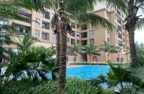 Trung Hoa Nhan Chinh Apartment | Vinhomes D'Capitale Hanoi - South Land