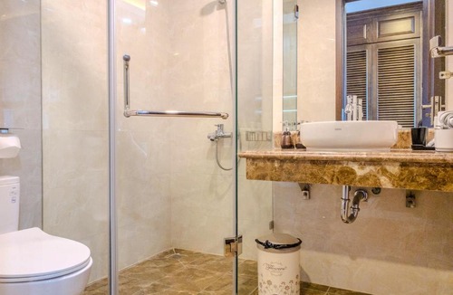 Trung Hoa Nhan Chinh Apartment | Vinhomes D Capitale Signature Hanoi
