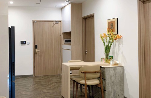 Bac Giang Apartment | Vinhomes lake and city view in center Bac Giang