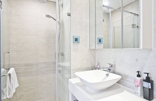 Ngoc Khanh Apartment | Vinhomes Metropolis 4 Bedrooms